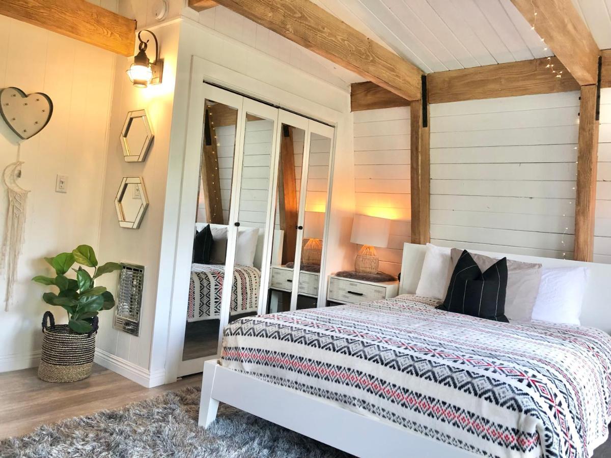 Maison Solange-Red Barn Farmhouse Style- Moonridge Big Bear City Ngoại thất bức ảnh